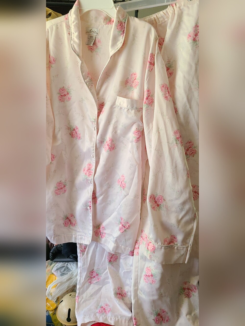 VINTAGE Aria Floral Pink Rose Satin Pajama Set